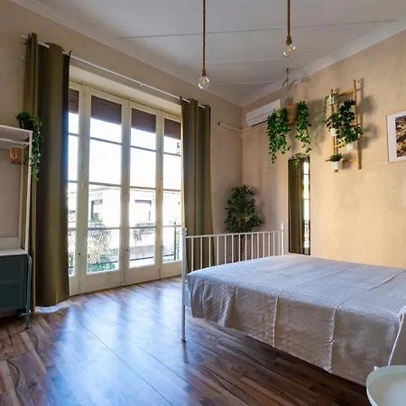 Popolare بيت ضيافة